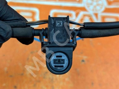 Форсунка омывателя лобового стекла MERCEDES-BENZ E-класс W212/S212/C207/A207 (2009 - 2013) — Разборка Мерседес