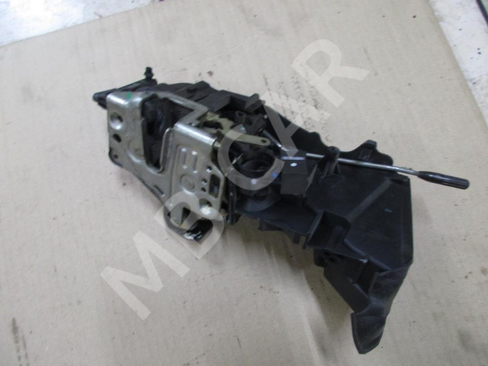 Замок двери передней правой MERCEDES-BENZ E-класс W210/S210 (1995 - 1999) фото 1 — Разборка Мерседес