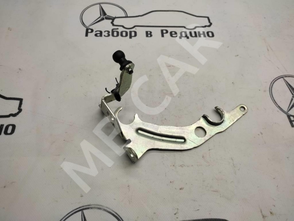 Кронштейн глушителя MERCEDES-BENZ GLC-класс Coupe C253 (2016 - 2019) фото 1 — Разборка Мерседес