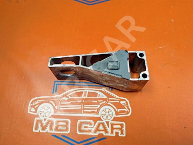 Кронштейн радиатора MERCEDES-BENZ S-класс AMG W222/C217/A217 (2013 - 2017) — Разборка Мерседес