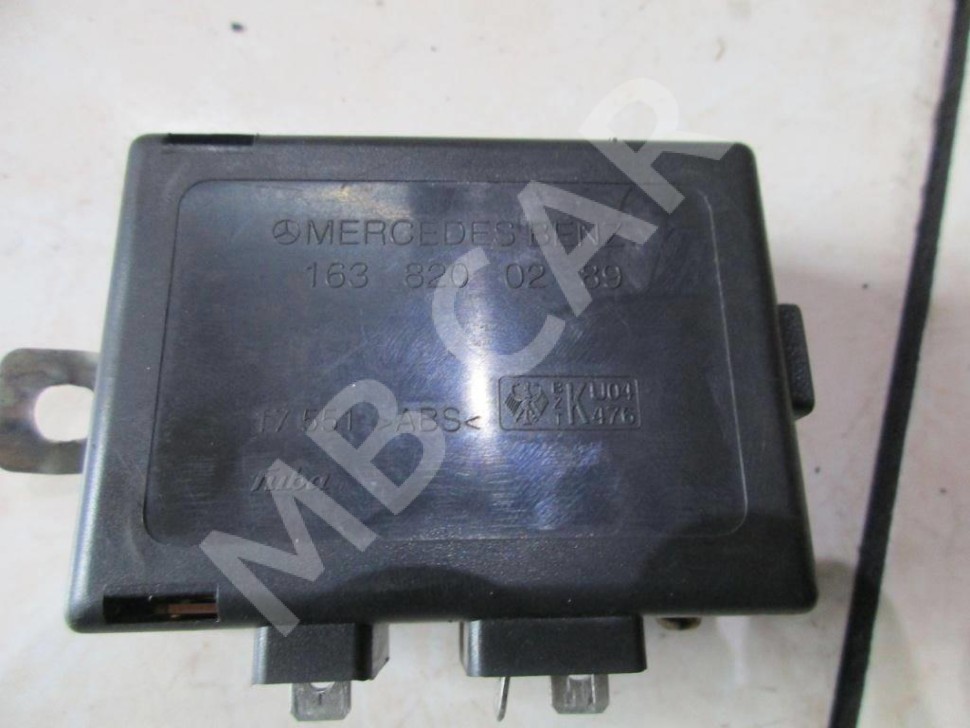 Усилитель антенны MERCEDES-BENZ M-класс W163 рестайлинг (2001 - 2005) фото 1 — Разборка Мерседес