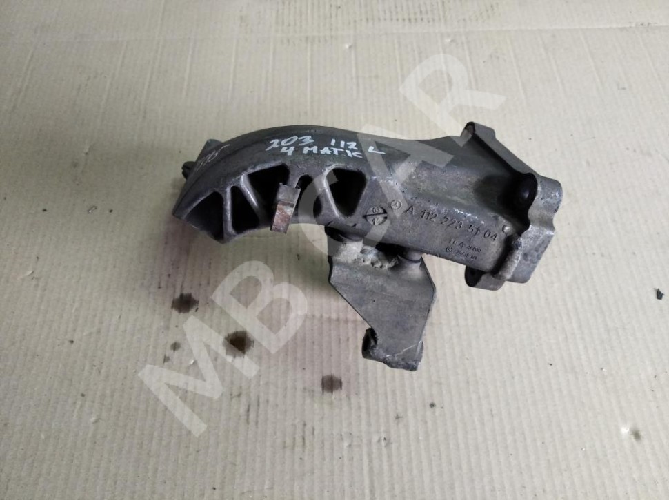 Лапа левая MERCEDES-BENZ C-класс W203/S203/CL203 (2000 - 2004) фото 1 — Разборка Мерседес