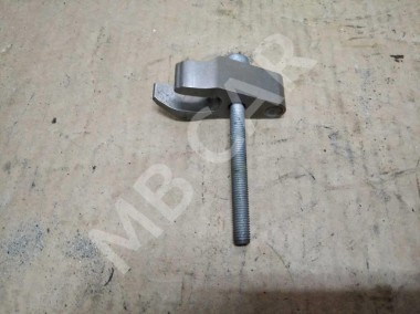 Кронштейн крепления форсунок MERCEDES-BENZ CLA-класс C117/X117 (2013 - 2016) — Разборка Мерседес