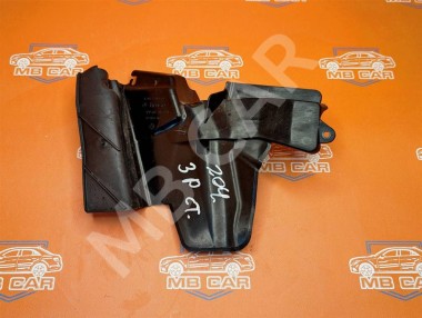 Кожух защитный MERCEDES-BENZ C-класс W204/S204 (2006 - 2011) — Разборка Мерседес