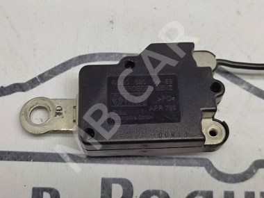 Усилитель антенны MERCEDES-BENZ CL-класс C215 рестайлинг (2002 - 2006) — Разборка Мерседес