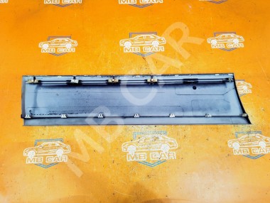 Молдинг двери MERCEDES-BENZ E-класс W124/S124/C124/A124 (1984 - 1997) — Разборка Мерседес