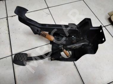 Педальный узел MERCEDES-BENZ C-класс W203/S203/CL203 (2000 - 2004) — Разборка Мерседес