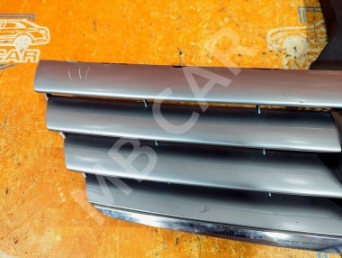 Решетка радиатора MERCEDES-BENZ C-класс W203/S203/CL203 (2000 - 2004) — Разборка Мерседес