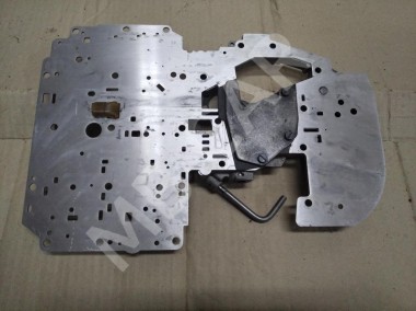 Крышка АКПП MERCEDES-BENZ W124 W124/S124/C124/A124 (1984 - 1993) — Разборка Мерседес