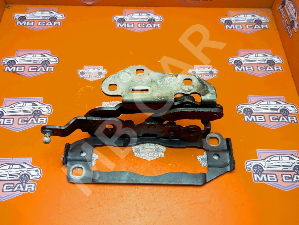 Петля капота MERCEDES-BENZ C-класс W204/S204 (2006 - 2011) фото 1 — Разборка Мерседес