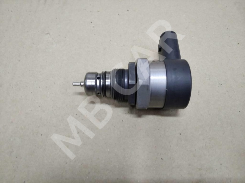Регулятор давления топлива MERCEDES-BENZ E-класс W213/S213/C238/A238 (2016 - 2021) фото 1 &mdash; Разборка Мерседес