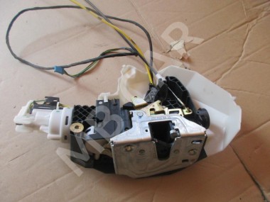 Замок двери задней правой MERCEDES-BENZ S-класс W220 рестайлинг (2002 - 2005) — Разборка Мерседес