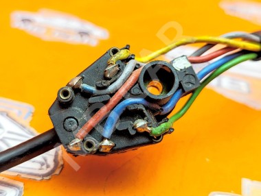 Переключатель круиз контроля MERCEDES-BENZ 190 (W201) W201 (1982 - 1993) — Разборка Мерседес