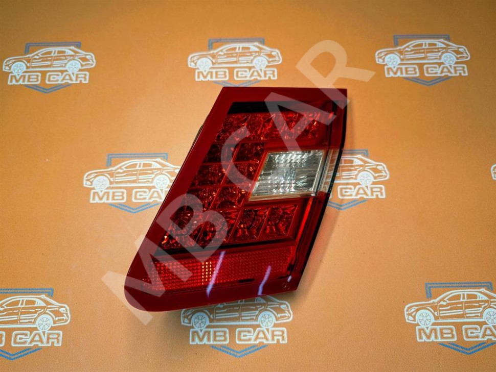 Фонарь крышки багажника MERCEDES-BENZ E-класс W212/S212/C207/A207 (2009 - 2013) фото 1 — Разборка Мерседес