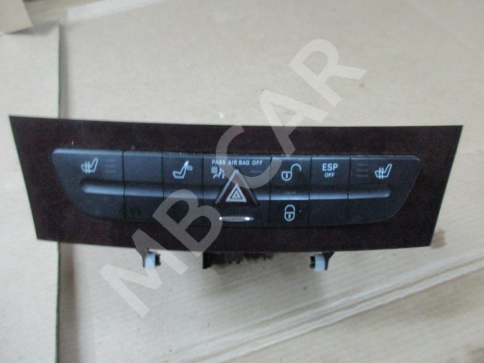 Чейнджер MERCEDES-BENZ E-класс W211/S211 (2002 - 2006) фото 1 — Разборка Мерседес