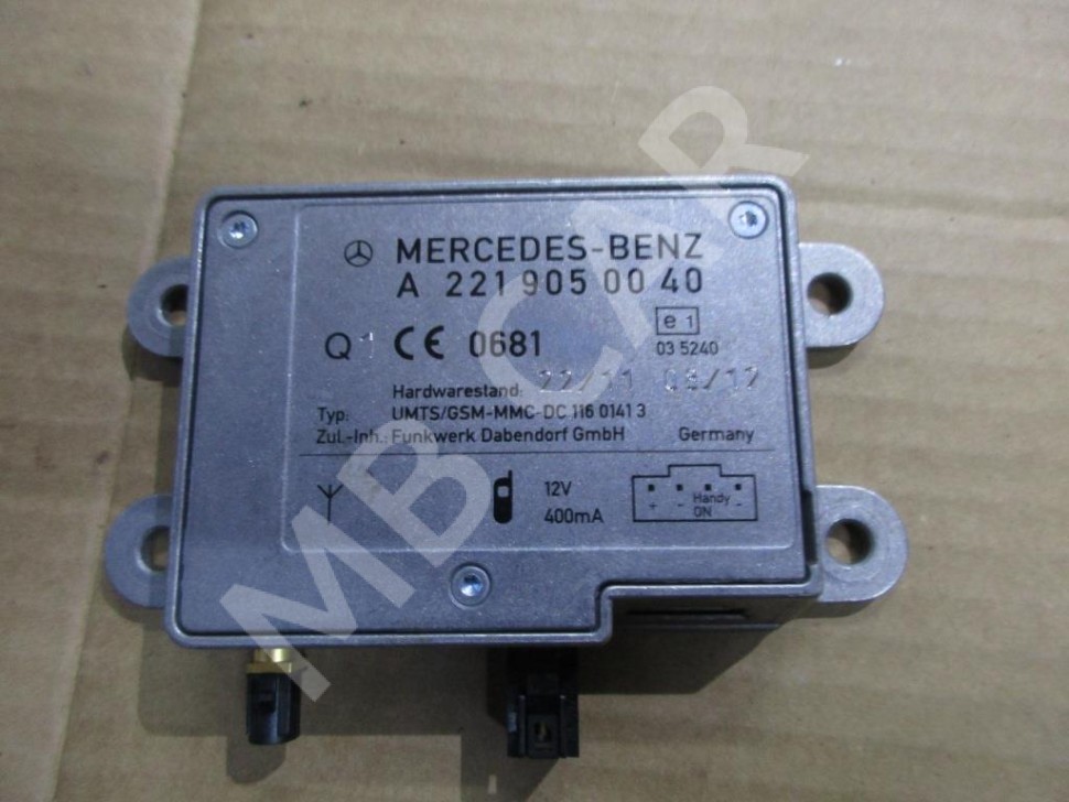 Усилитель антенны MERCEDES-BENZ M-класс W166 (2011 - 2015) фото 1 — Разборка Мерседес