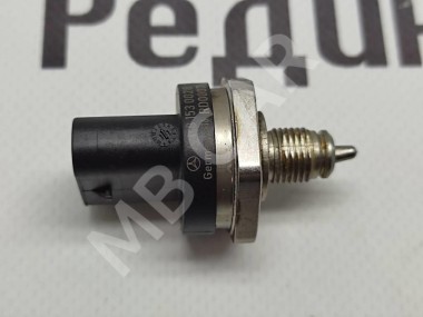 Датчик давления топлива MERCEDES-BENZ SLK-class w172 — Разборка Мерседес