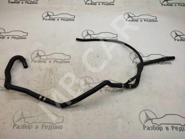 Патрубок ОЖ MERCEDES-BENZ S-класс W220 (1998 - 2005) — Разборка Мерседес