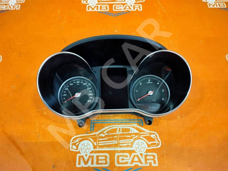 Щиток приборов MERCEDES-BENZ X-класс I (2017 - 2020) фото 1 &mdash; Разборка Мерседес