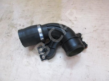 Патрубок интеркулера MERCEDES-BENZ M-класс W163 рестайлинг (2001 - 2005) — Разборка Мерседес