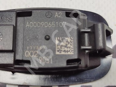 Плафон подсветки MERCEDES-BENZ S-класс W222/C217/A217 рестайлинг (2017 - 2020) — Разборка Мерседес