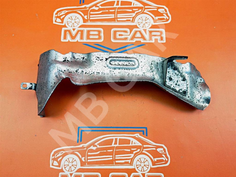 Защитный экран MERCEDES-BENZ C-класс W203/S203/CL203 (2000 - 2004) фото 1 — Разборка Мерседес