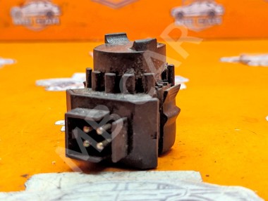 Датчик кикдауна MERCEDES-BENZ S-класс W140 (1991 - 1998) &mdash; Разборка Мерседес