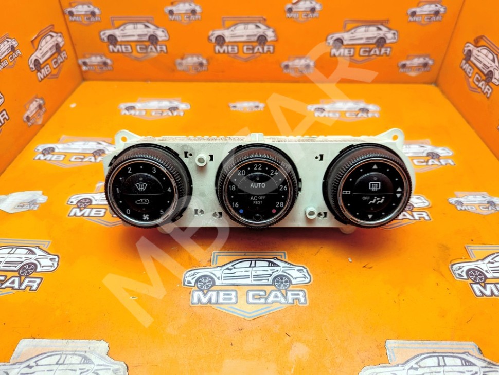 Панель управления климатом MERCEDES-BENZ M-класс W163 рестайлинг (2001 - 2005) фото 1 &mdash; Разборка Мерседес