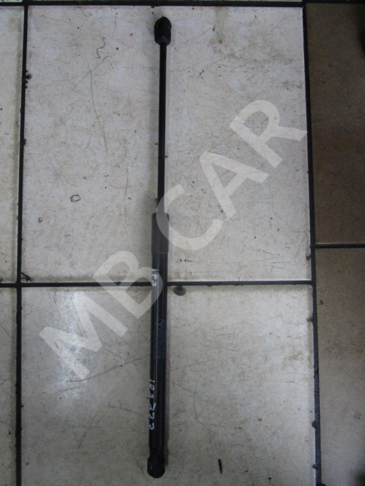 Амортизатор крышки багажника MERCEDES-BENZ A-класс W169 рестайлинг (2008 - 2012) фото 1 — Разборка Мерседес