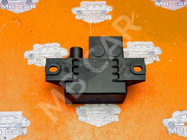 Реле зарядки аккумулятора MERCEDES-BENZ E-класс W211/S211 (2002 - 2006) — Разборка Мерседес