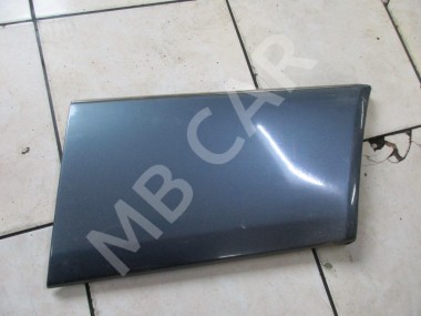 Молдинг крыла левый MERCEDES-BENZ E-класс W124/S124/C124/A124 (1984 - 1997) — Разборка Мерседес