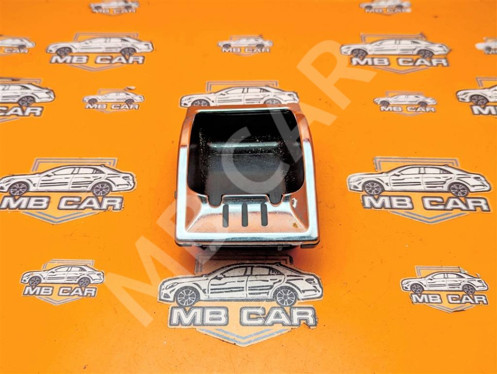 Пепельница MERCEDES-BENZ C-класс W203/S203/CL203 (2000 - 2004) фото 1 — Разборка Мерседес