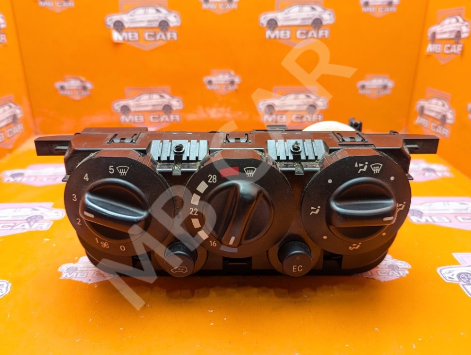 Панель управления климатом MERCEDES-BENZ A-класс W168 рестайлинг (2001 - 2004) фото 1 &mdash; Разборка Мерседес