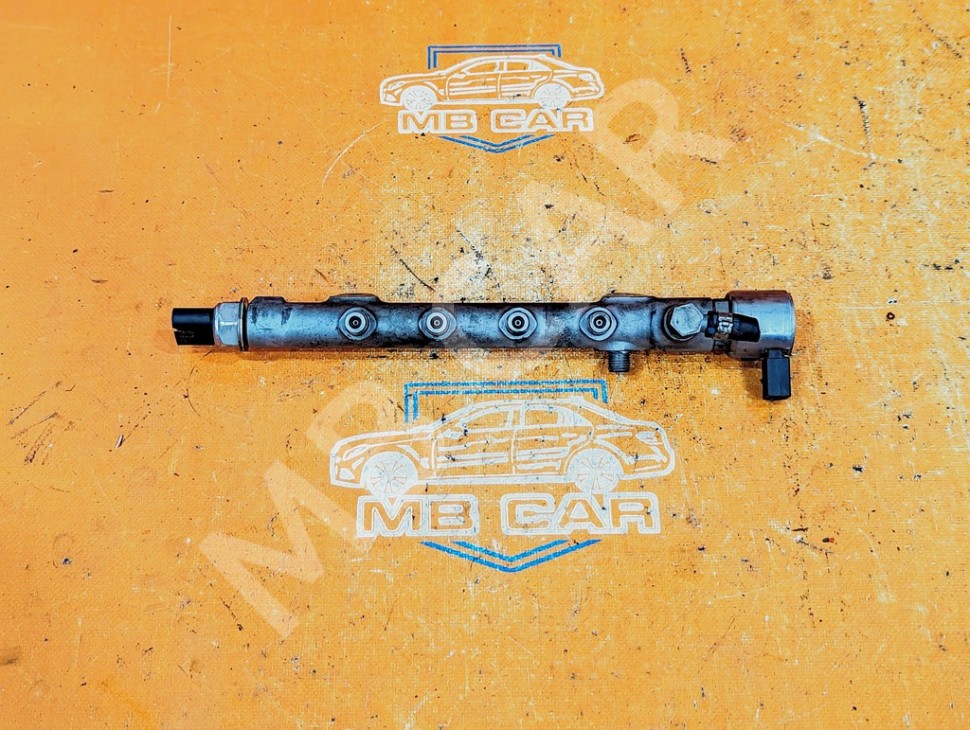 Рампа топливная MERCEDES-BENZ C-класс W204/S204 (2006 - 2011) фото 1 — Разборка Мерседес