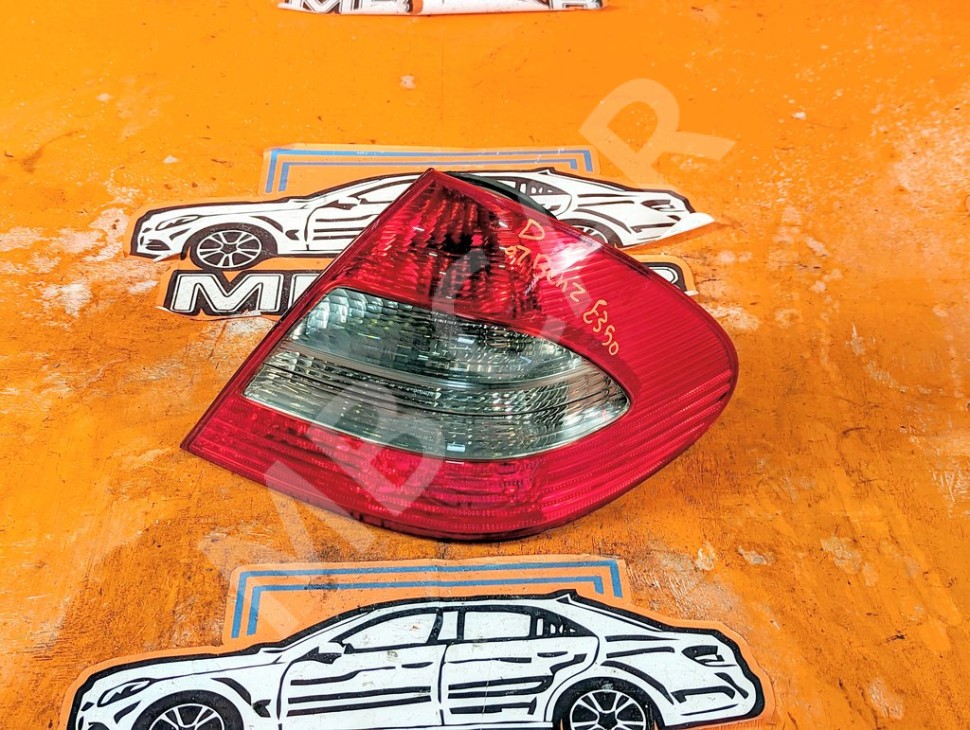 Фонарь задний правый MERCEDES-BENZ E-класс W211/S211 рестайлинг (2006 - 2009) фото 1 &mdash; Разборка Мерседес