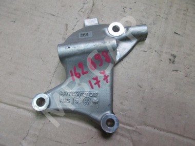 Кронштейн генератора MERCEDES-BENZ C-класс W205/S205/C205/A205 (2014 - 2018) — Разборка Мерседес