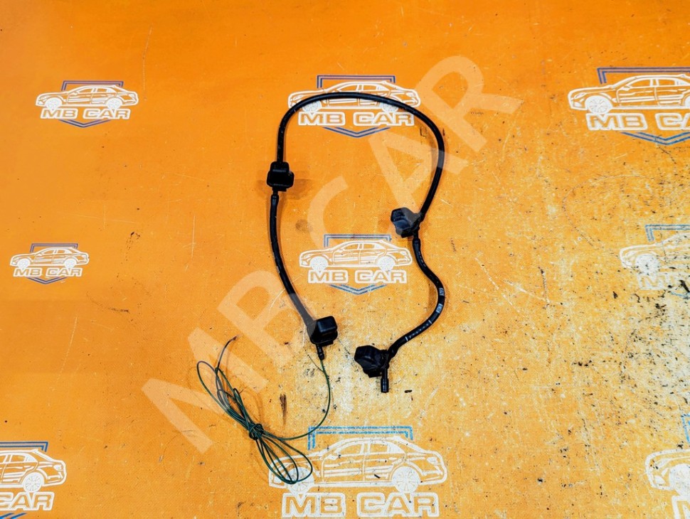 Форсунка омывателя лобового стекла MERCEDES-BENZ GLE-класс W166 (2015 - 2018) фото 1 — Разборка Мерседес