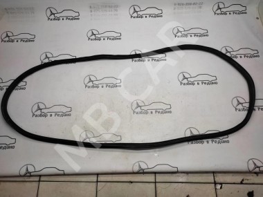 Уплотнитель крышки багажника MERCEDES-BENZ GLC-класс X253 (2015 - 2019) — Разборка Мерседес