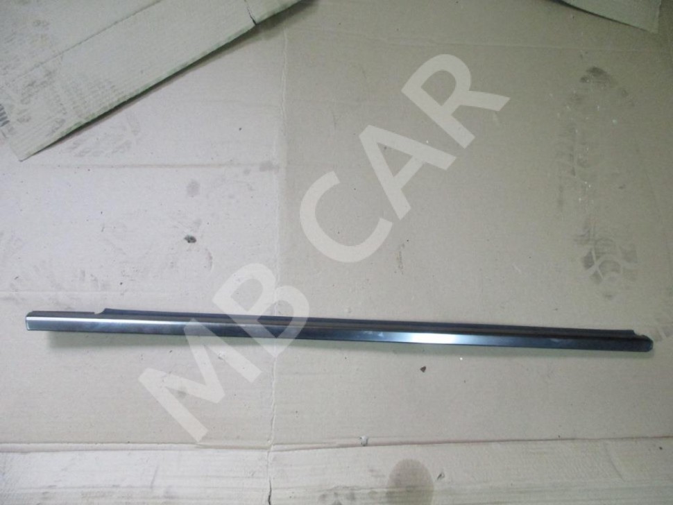 Молдинг стекла двери MERCEDES-BENZ S-класс W220 рестайлинг (2002 - 2005) фото 1 — Разборка Мерседес