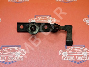 Замок капота MERCEDES-BENZ Sprinter W901-905 (1995 - 2006) — Разборка Мерседес