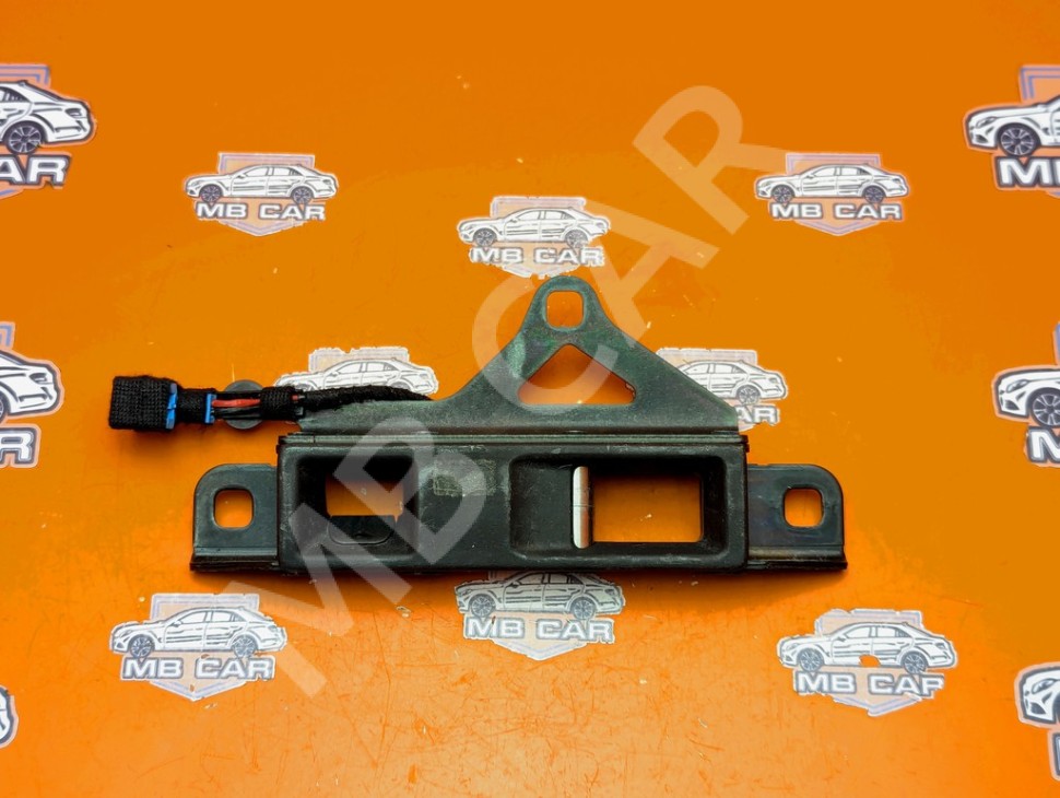 Замок складной крыши MERCEDES-BENZ E-класс W213/S213/C238/A238 (2016 - 2021) фото 1 &mdash; Разборка Мерседес