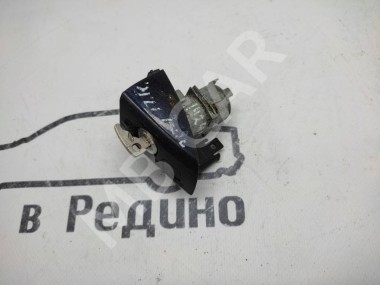 Личинки дверей MERCEDES-BENZ C-класс W204/S204 (2006 - 2011) — Разборка Мерседес