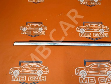 Молдинг стекла двери MERCEDES-BENZ R-класс W251 (2005 - 2007) — Разборка Мерседес
