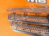 Решетка радиатора MERCEDES-BENZ M-класс W163 (1997 - 2001) фото 2 &mdash; Разборка Мерседес