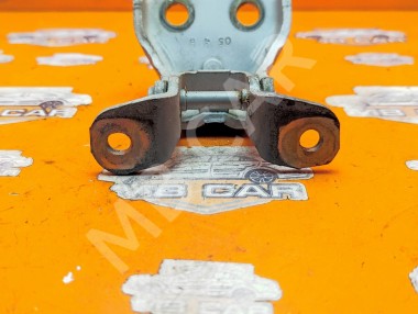 Петля двери MERCEDES-BENZ M-класс W163 рестайлинг (2001 - 2005) &mdash; Разборка Мерседес