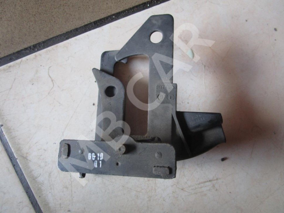 Замок капота MERCEDES-BENZ E-класс W212/S212/C207/A207 (2009 - 2013) фото 1 — Разборка Мерседес