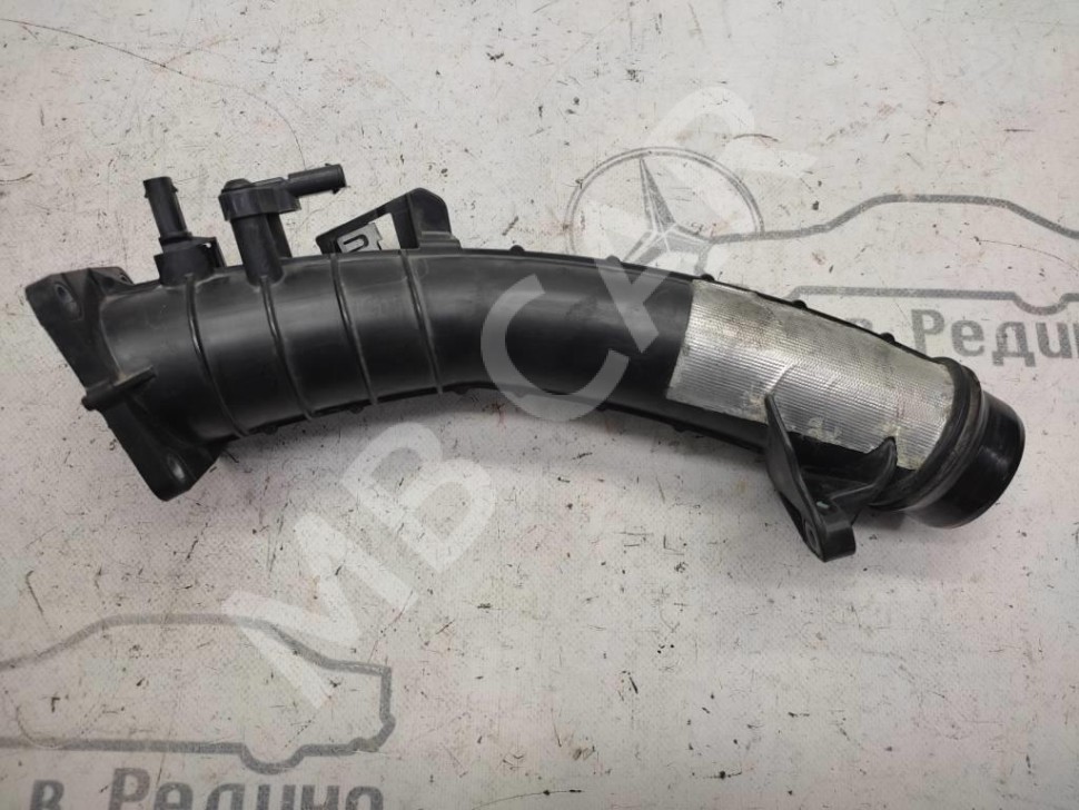 Патрубок воздушный MERCEDES-BENZ B-класс W246 (2011 - 2014) фото 1 &mdash; Разборка Мерседес