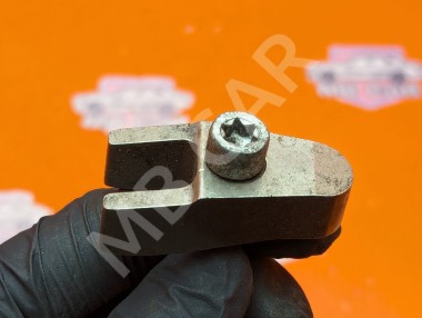 Кронштейн крепления форсунок MERCEDES-BENZ S-класс W220 (1998 - 2005) &mdash; Разборка Мерседес