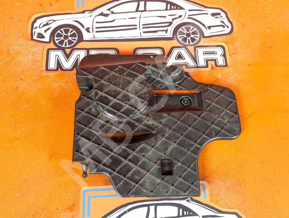 Крышка двигателя декоративная MERCEDES-BENZ E-класс W212/S212/C207/A207 (2009 - 2013) фото 1 &mdash; Разборка Мерседес