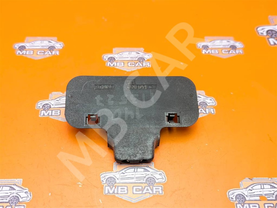 Форсунка омывателя лобового стекла MERCEDES-BENZ S-класс W140 (1991 - 1998) фото 1 — Разборка Мерседес